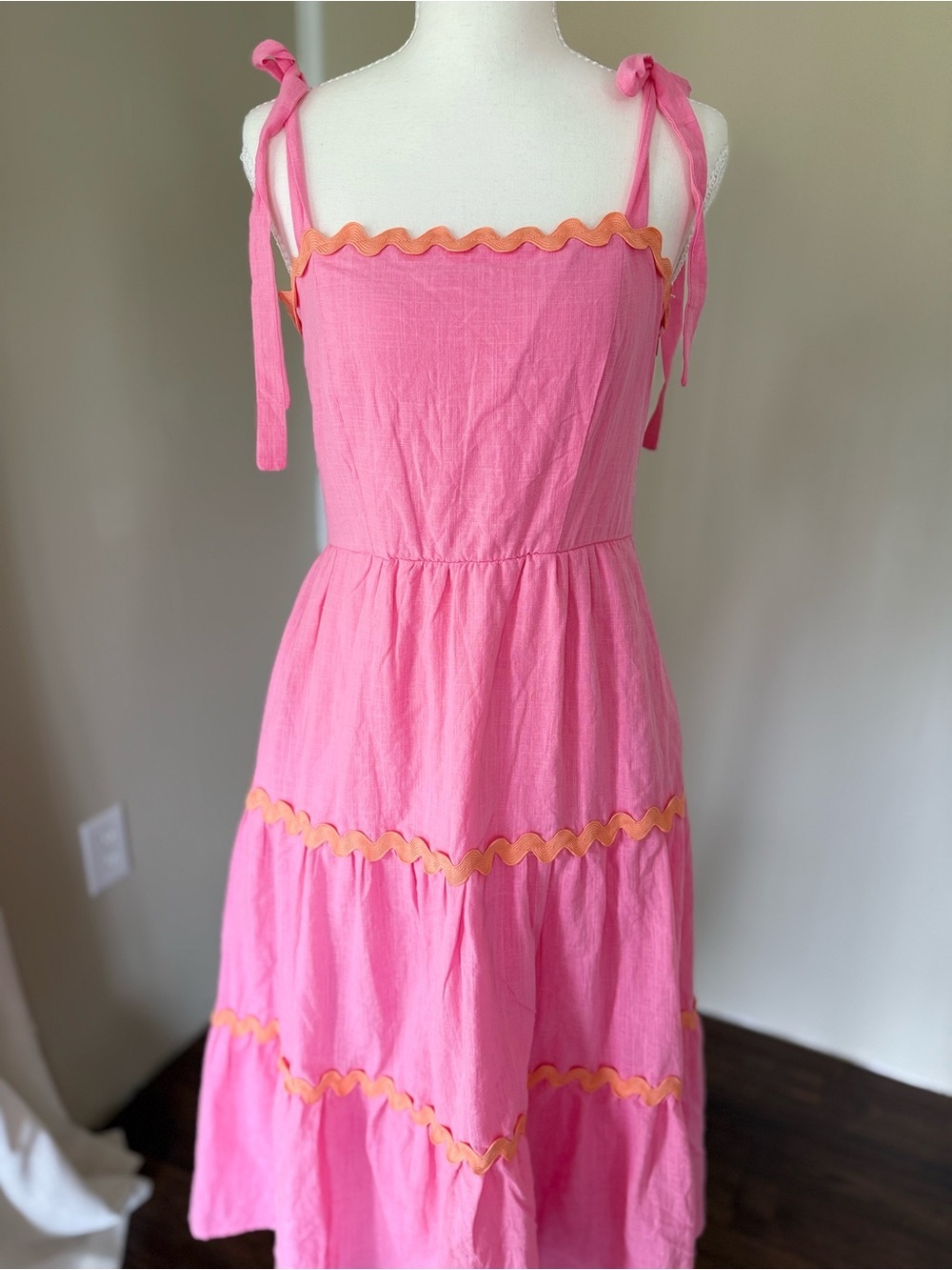 NEW Francesca's Midi Dress Pink Tiered Bow Tie-Shoulder Dress Orange Trim S - Picture 3 of 7